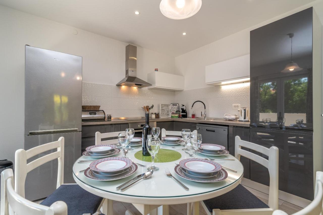 Apartment Ela Trogir Dış mekan fotoğraf