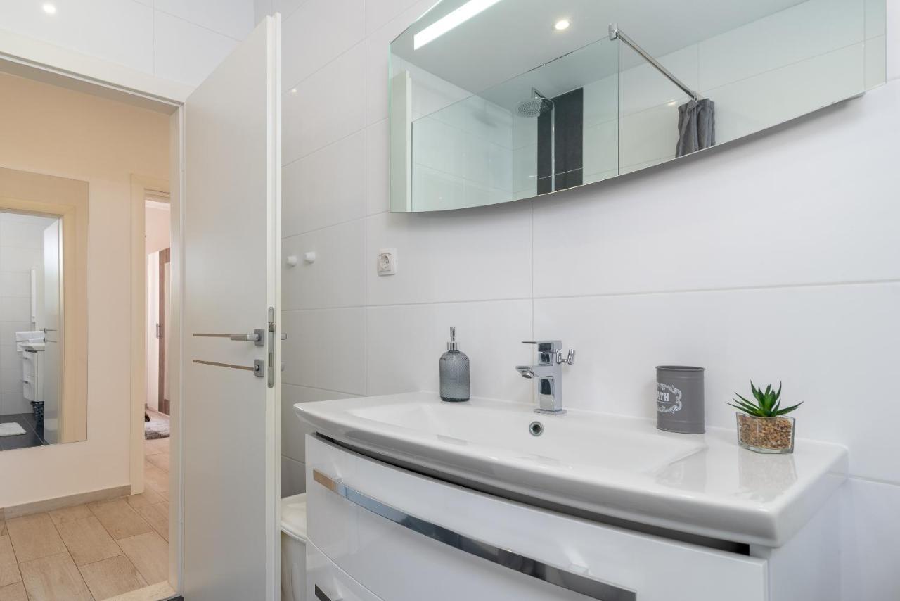 Apartment Ela Trogir Dış mekan fotoğraf