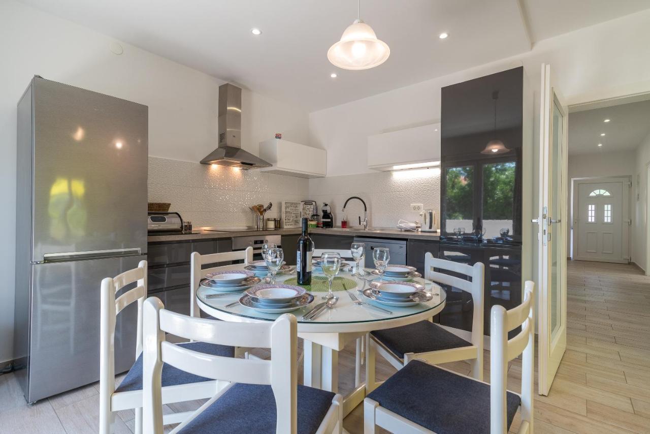 Apartment Ela Trogir Dış mekan fotoğraf